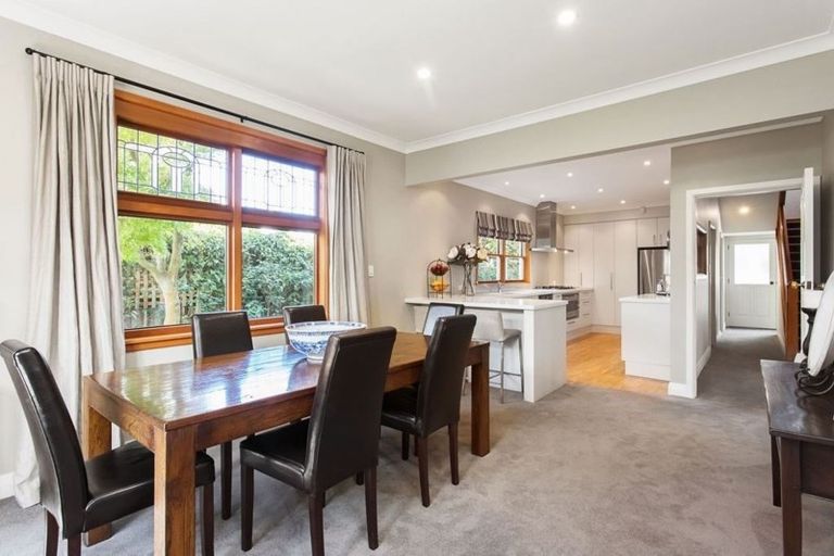 Photo of property in 32 Peel Street, Strowan, Christchurch, 8052