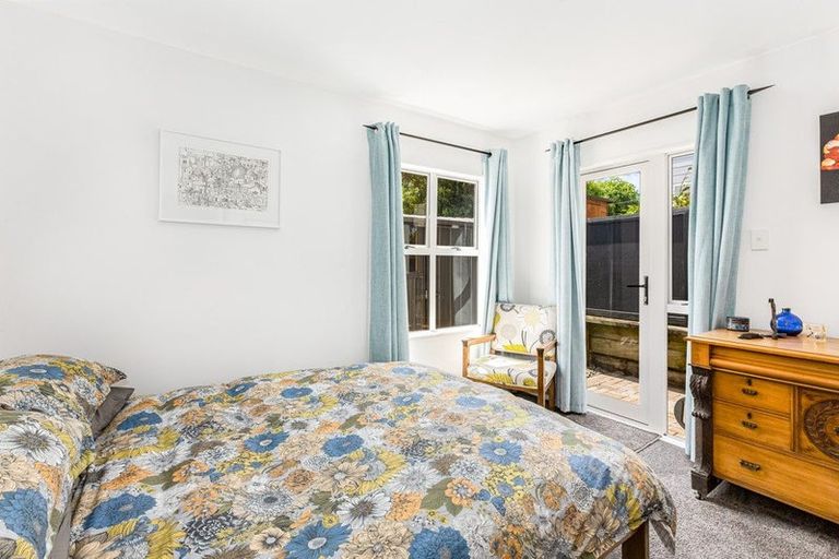 Photo of property in 1/25 Mana Street, Vogeltown, Wellington, 6021