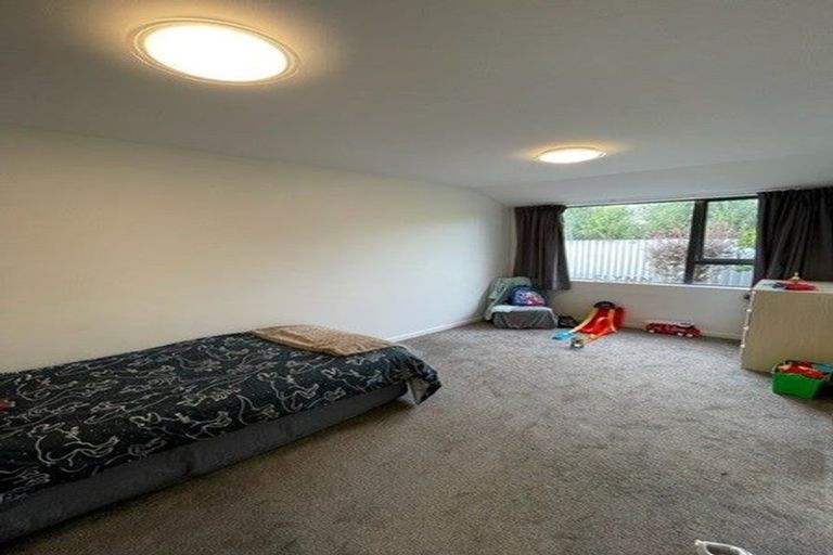 Photo of property in 18a Tyrone Street, Belfast, Christchurch, 8051