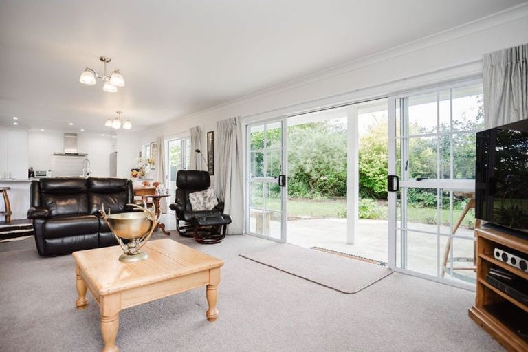 Photo of property in 14 Aerodrome Road, Dannevirke, 4972