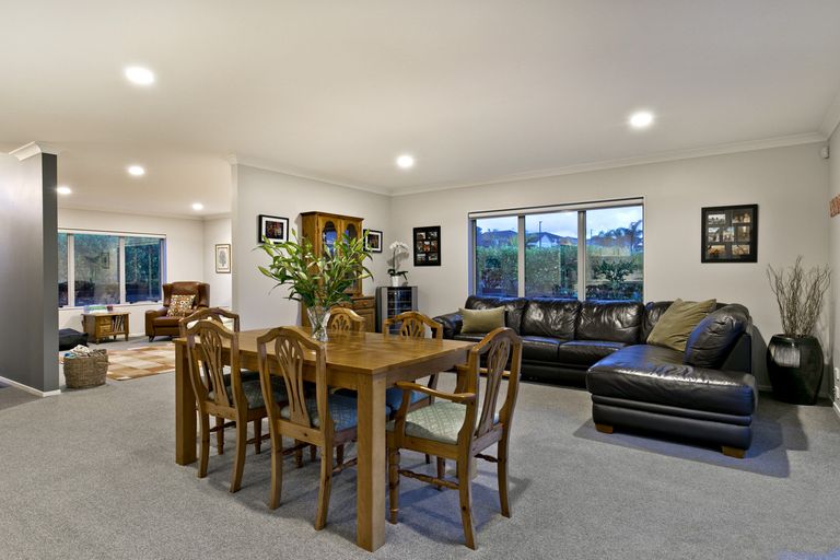 Photo of property in 45 Bartlett Drive, Silverdale, 0932