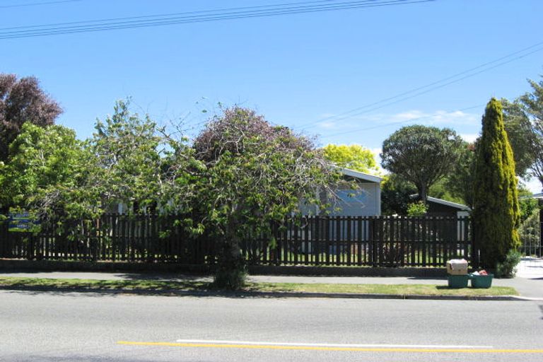 Photo of property in 185 Avonhead Road, Avonhead, Christchurch, 8042