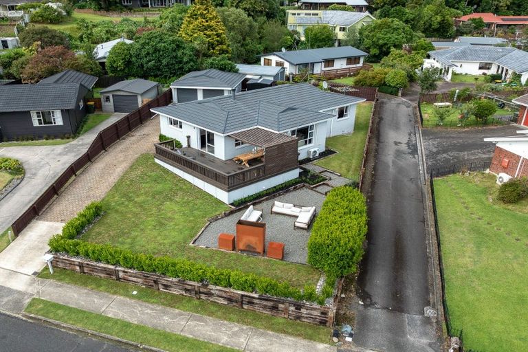 Photo of property in 37 Sheridan Crescent, Leamington, Cambridge, 3432