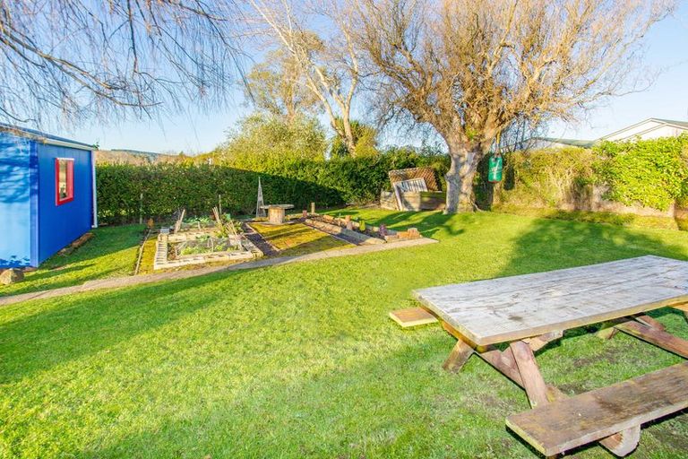 Photo of property in 18 Martin Road, Fairfield, Dunedin, 9018