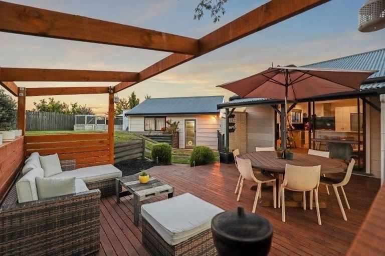 Photo of property in 11 Highland Drive, Pukete, Hamilton, 3200