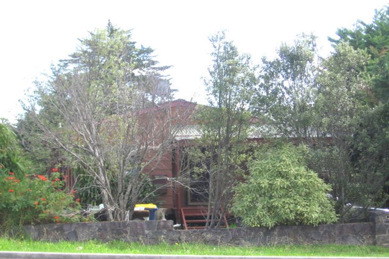 Photo of property in 1/33 Forest Hill Road, Henderson, Auckland, 0612