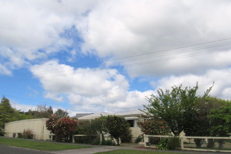 Photo of property in 11 Henry Hill Road, Taupo, 3330