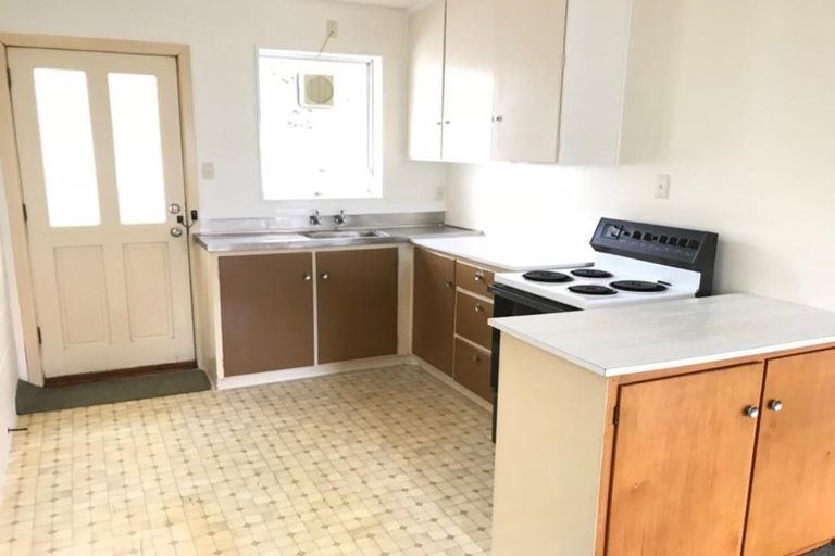 Photo of property in 1/15 Dallas Street, Riccarton, Christchurch, 8041