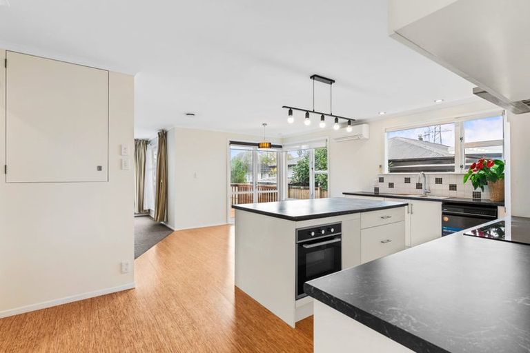 Photo of property in 9 Osprey Street, Pakuranga, Auckland, 2010