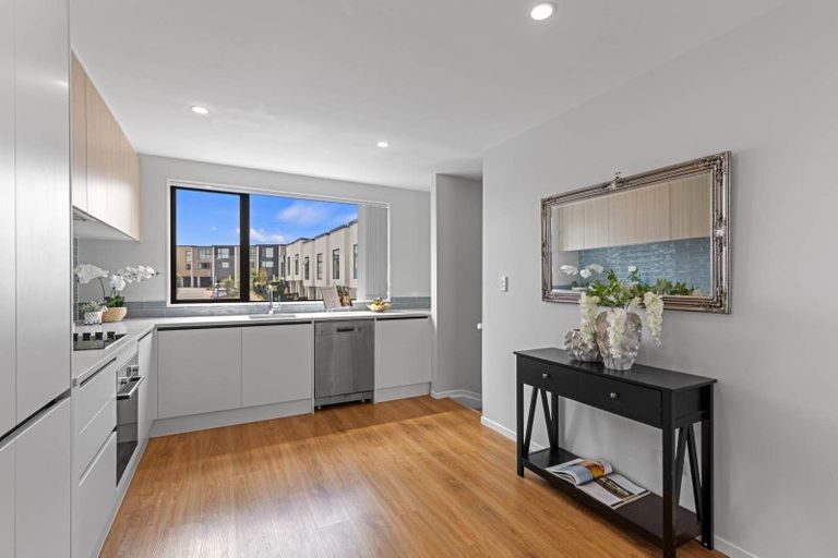 Photo of property in 6 Hinonga Loop, Silverdale, 0932