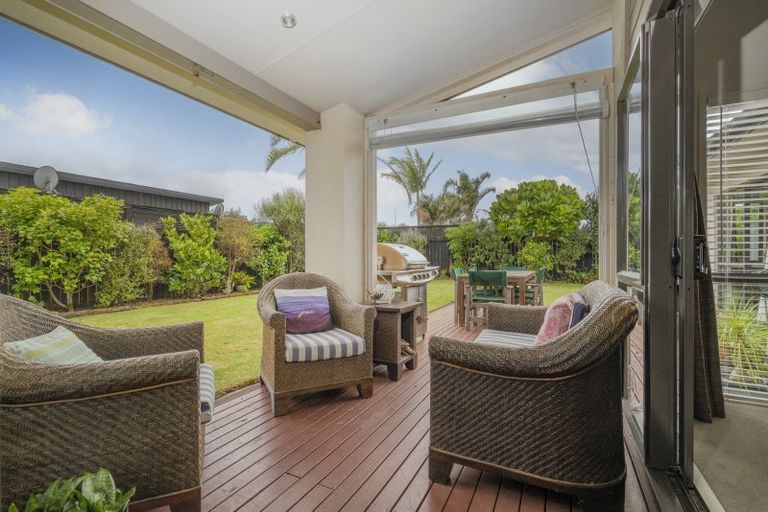 Photo of property in 18 Captain Wood Avenue, Whitianga, 3510