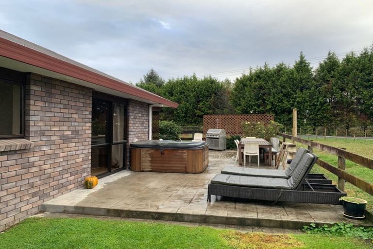 Photo of property in 269 Racecourse Road, Cambridge, 3493