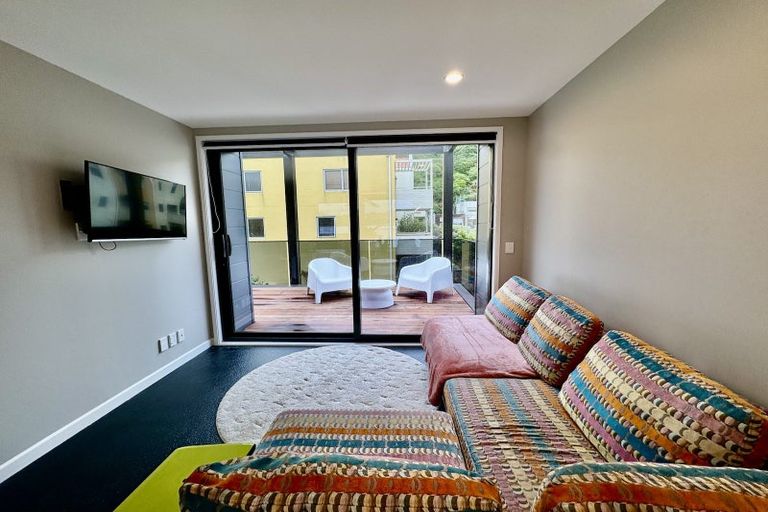 Photo of property in Marrakech Cafe, 15/305 Evans Bay Parade, Hataitai, Wellington, 6021