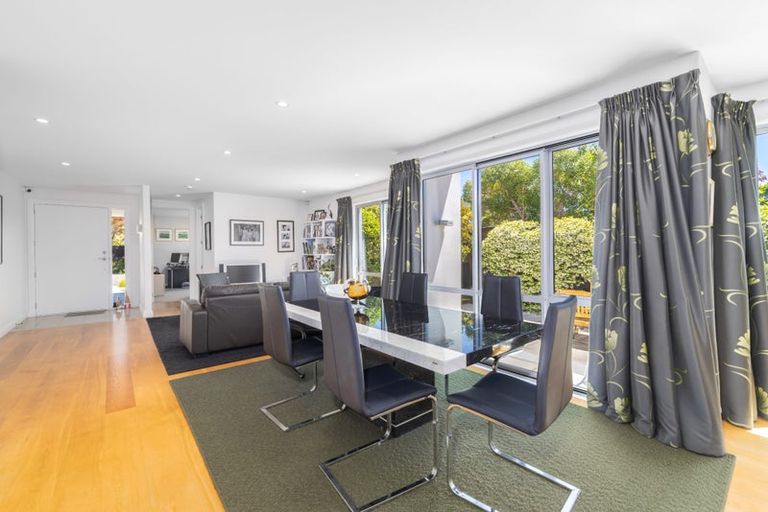 Photo of property in 51a Main Road, Redcliffs, Christchurch, 8081