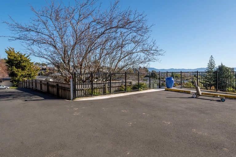 Photo of property in 145 Bellevue Road, Brookfield, Tauranga, 3110