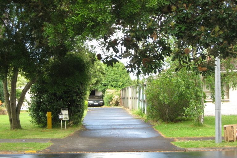 Photo of property in 1/18 Corolu Place, Conifer Grove, Takanini, 2112