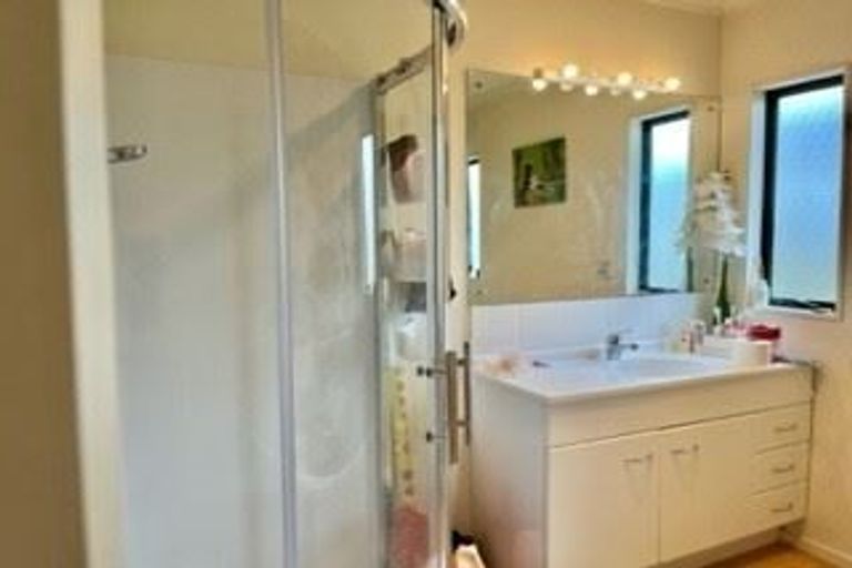 Photo of property in 24/2 Arawa Street, New Lynn, Auckland, 0600