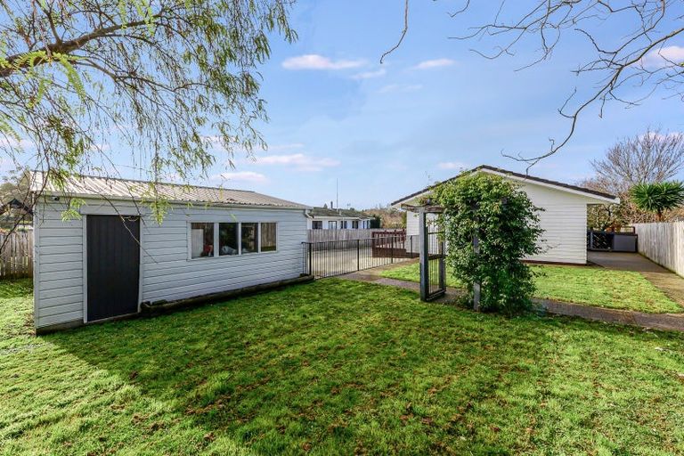 Photo of property in 37 Balmerino Crescent, Pukete, Hamilton, 3200