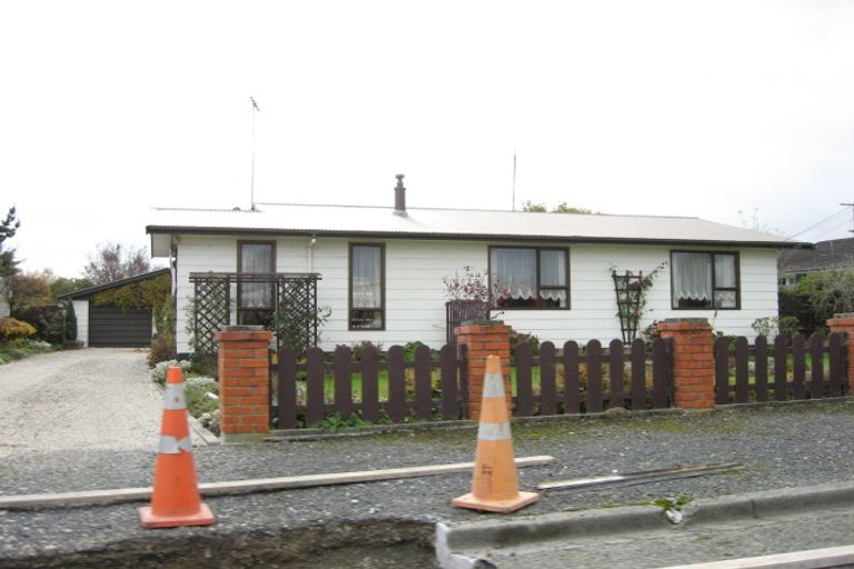 Photo of property in 8 Highgate, Milton, 9220