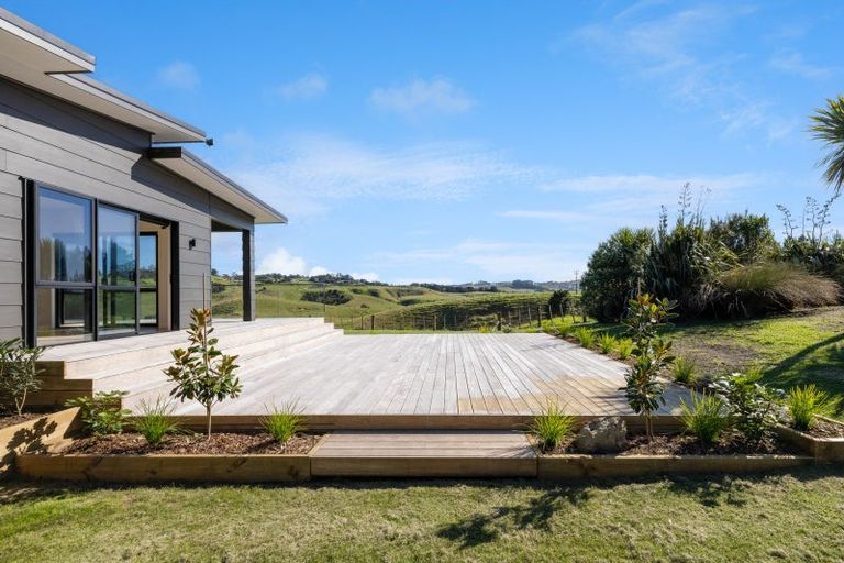 Photo of property in 571 Pakiri Road, Leigh, 0985