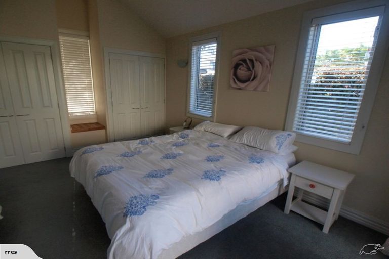 Photo of property in 42 Somme Street, St Albans, Christchurch, 8014