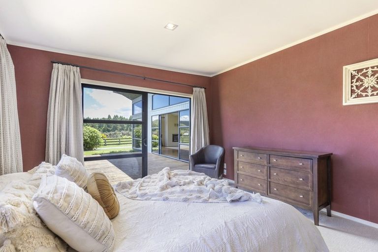 Photo of property in 108 Kinloch Road, Kinloch, Taupo, 3377