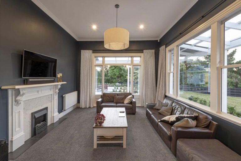 Photo of property in 450 Paremata Road, Pauatahanui, Porirua, 5381