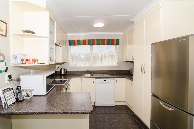 Photo of property in 13b Royal Crescent, Saint Kilda, Dunedin, 9012