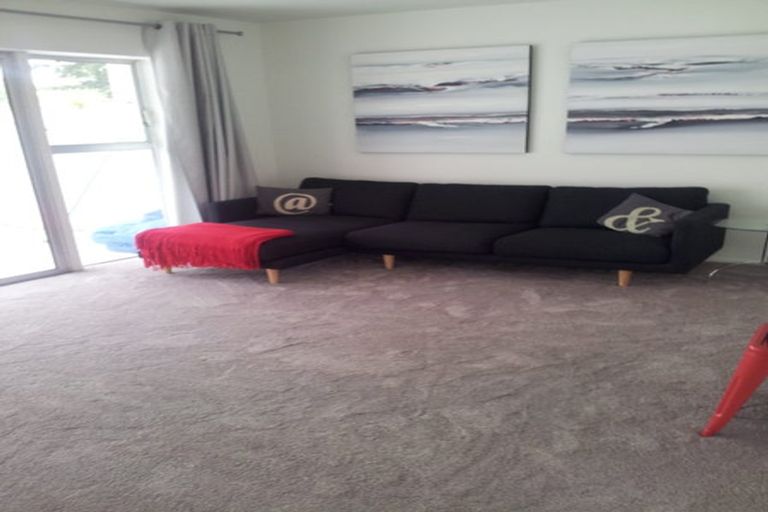 Photo of property in 1/20 Maritime Terrace, Birkenhead, Auckland, 0626