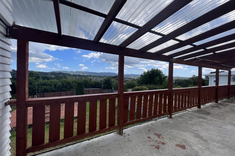 Photo of property in 11 Autumn Avenue, Glen Eden, Auckland, 0602