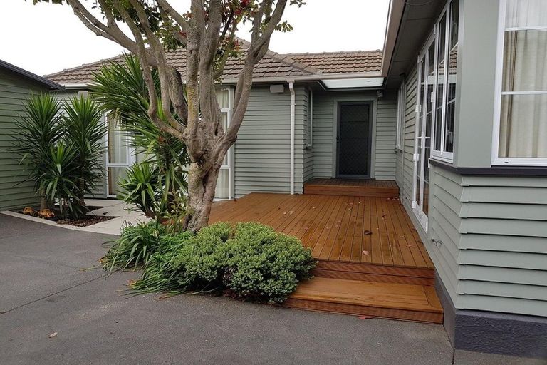 Photo of property in 379 Ilam Road, Bryndwr, Christchurch, 8053