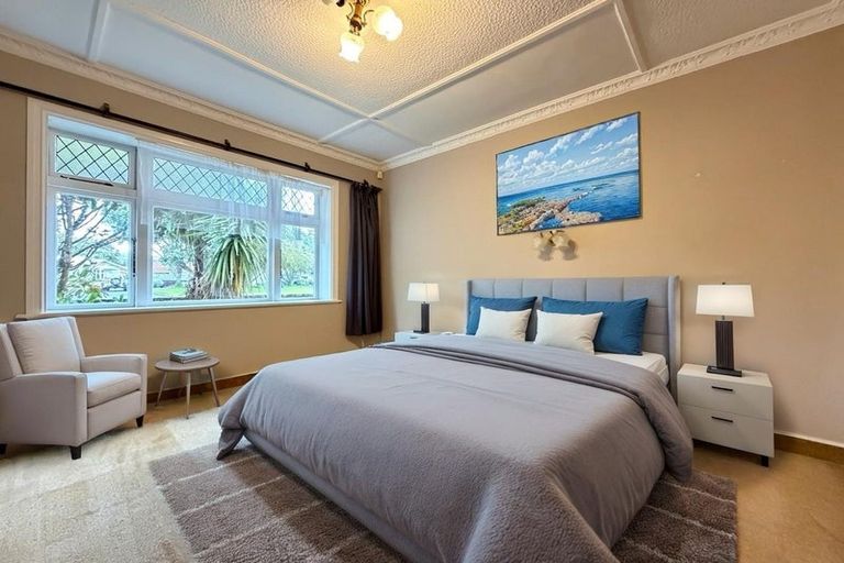 Photo of property in 2 Aparima Avenue, Miramar, Wellington, 6022