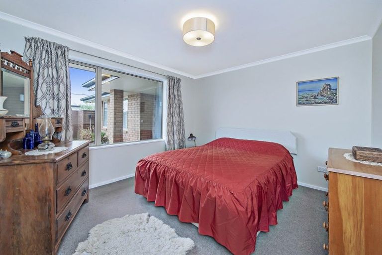 Photo of property in 38 Beachvale Drive, Kaiapoi, 7630