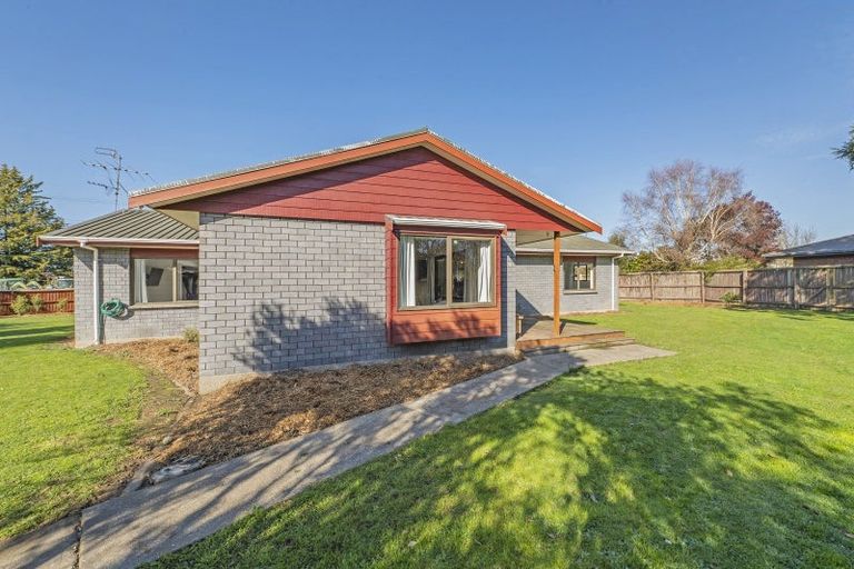 Photo of property in 69 Station Street, Leeston, 7632