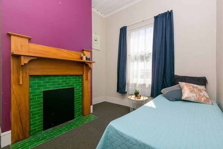 Photo of property in 23 Standish Street, Westown, New Plymouth, 4310