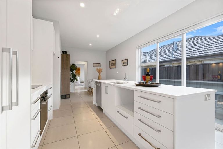 Photo of property in 27 Famille Close, Yaldhurst, Christchurch, 8042