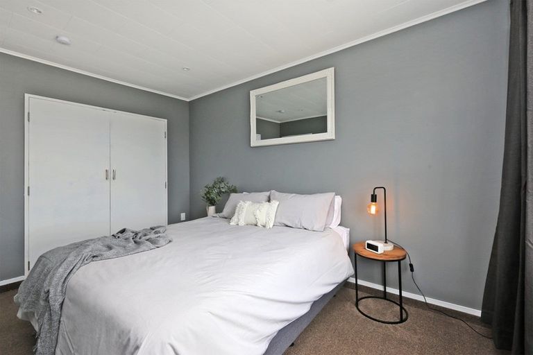 Photo of property in 4/8 Lee Road, Taradale, Napier, 4112