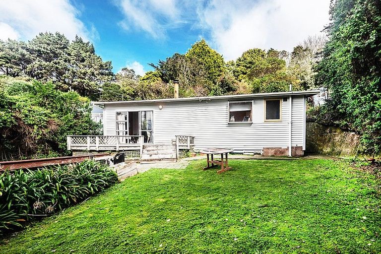 Photo of property in 105 Ohariu Road, Johnsonville, Wellington, 6037