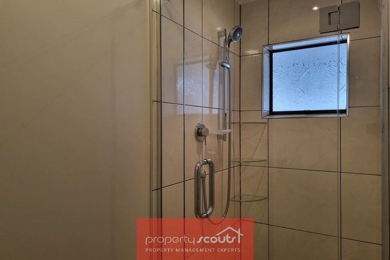 Photo of property in 5 Park Lane, Waitara, 4320