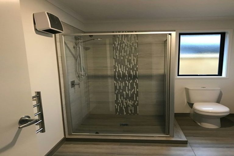 Photo of property in 274 Dixon Road, Fitzroy, Hamilton, 3206