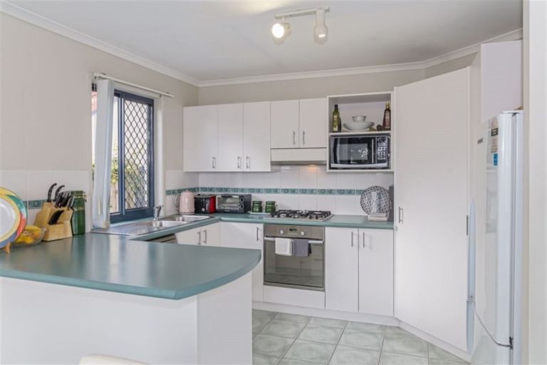 Photo of property in 6c Voyager Drive, Gulf Harbour, Whangaparaoa, 0930