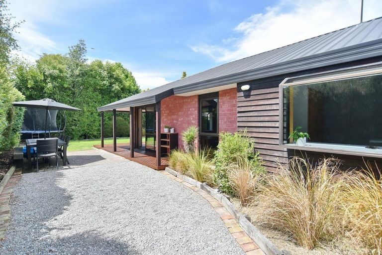 Photo of property in 16 Bush Street, Rangiora, 7400