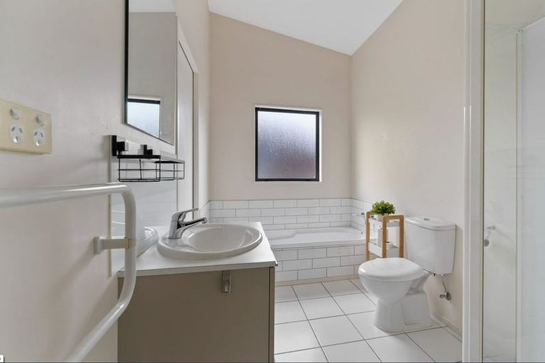 Photo of property in 8 Rochdale Way, Stoke, Nelson, 7011