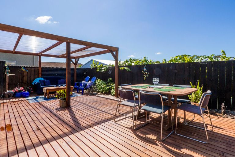 Photo of property in 2 Waimea West Road, Brightwater, 7022