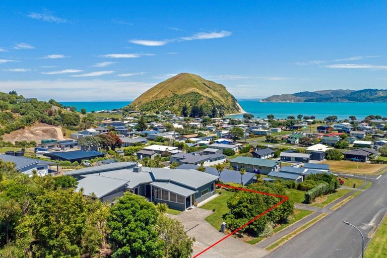 Photo of property in 12 Mahia Heights Drive, Mahia, Nuhaka, 4198