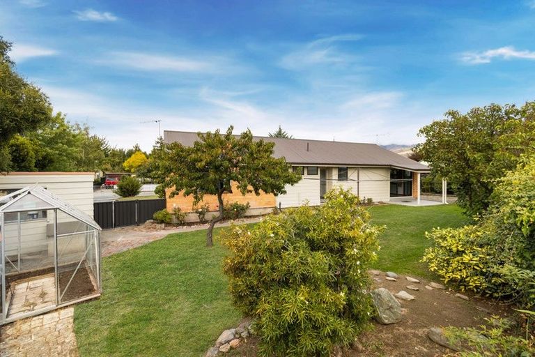 Photo of property in 2 Cobb Court, Cromwell, 9310