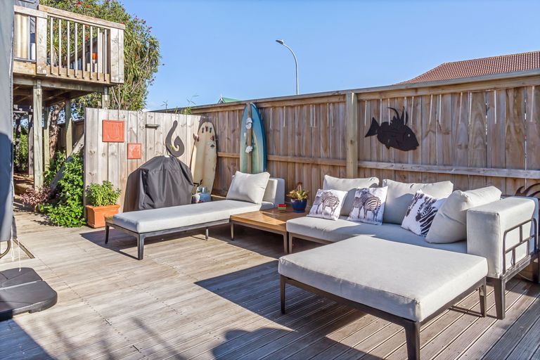 Photo of property in 34b Shakespear Road, Army Bay, Whangaparaoa, 0930