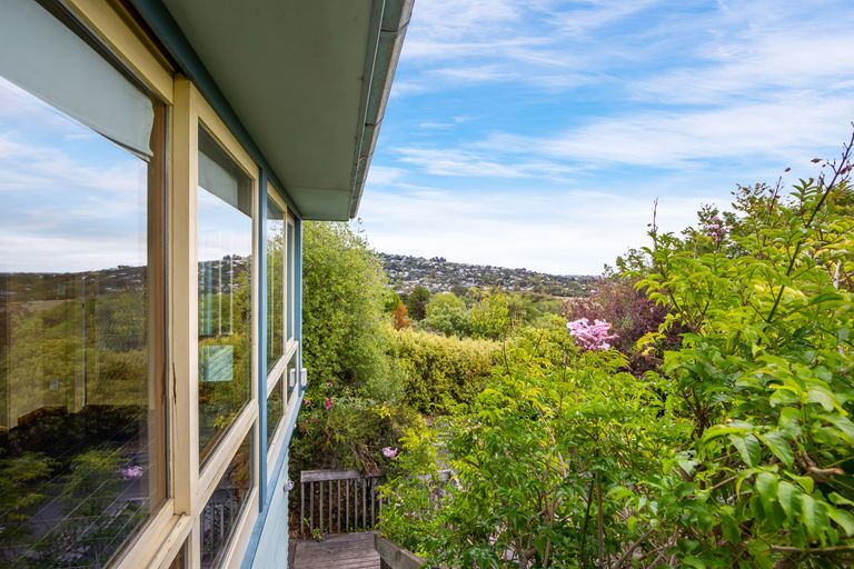 Photo of property in 330 Centaurus Road, Hillsborough, Christchurch, 8022