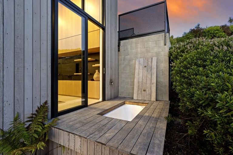 Photo of property in 92d Governors Bay Road, Cass Bay, Lyttelton, 8971