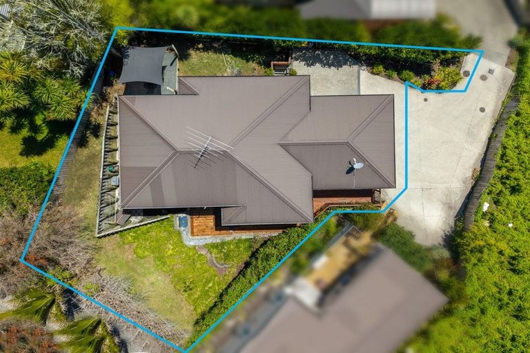 Photo of property in 60a Topliss Drive, Northcross, Auckland, 0632